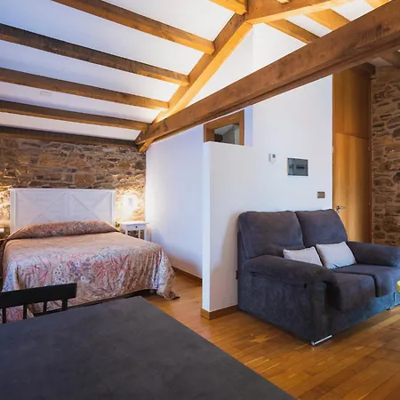 Casa De Amancio Lavacolla