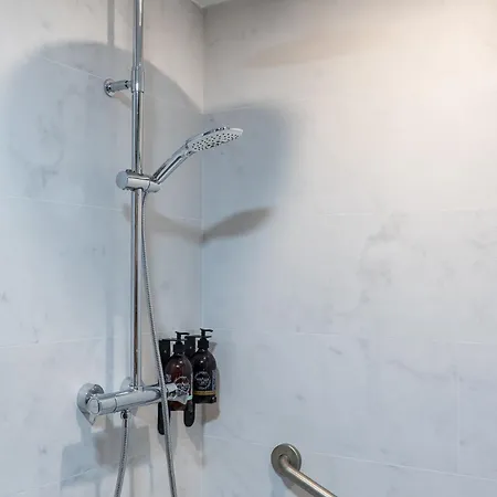 Casa De Amancio Lavacolla