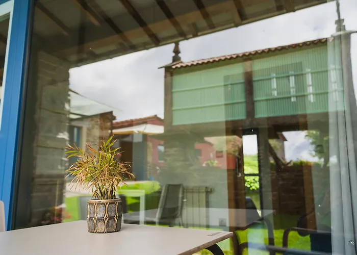 Casa De Amancio Otel Lavacolla