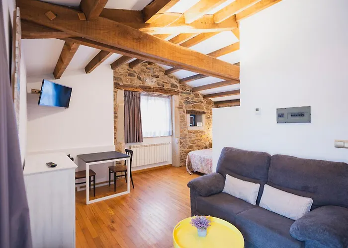 Casa De Amancio * Lavacolla